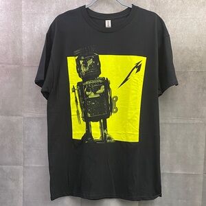 Metallica 72 Seasons t-shirt - size L NWOT